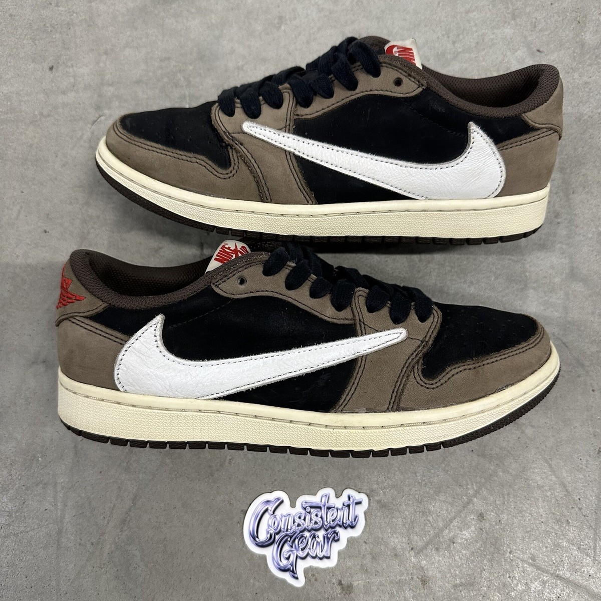 Jordan 1 Retro Low Travis Scott Low Mocha - Size 7.5M Jordan 1 Retro Low Travis Scott Low Mocha - Size 7.5M