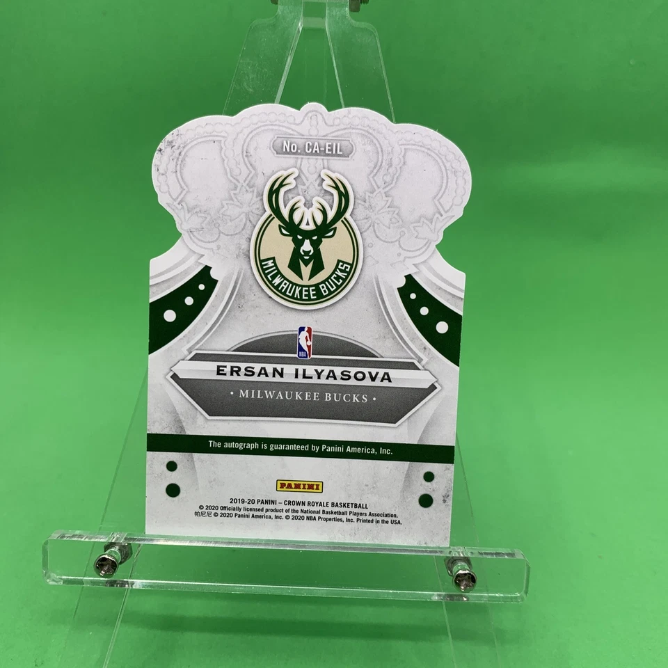 Autógrafos Crown Royale Crown 2019-20 #50 Ersan Ilyasova/49 Foto 4 de 4