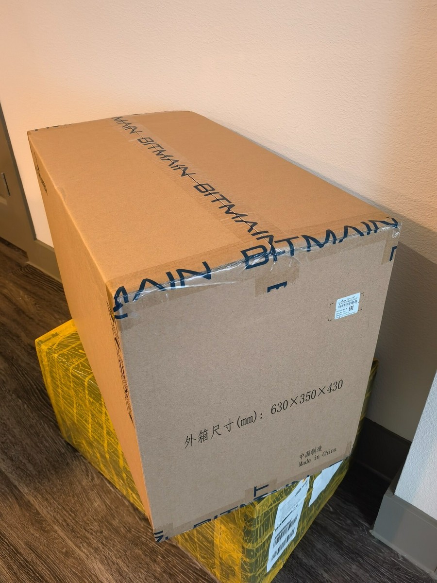 US Stock Antminer S21+ BTC Miner 225T 3712W ASIC Miner Algorithm SHA-256  Miner