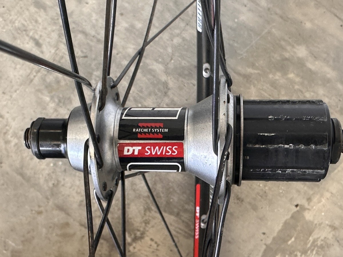 DT Swiss R1650 Aluminum Tubeless 700c Wheelset | The Pro's DT Swiss R1650 Aluminum Tubeless 700c Wheelset | The Pro's