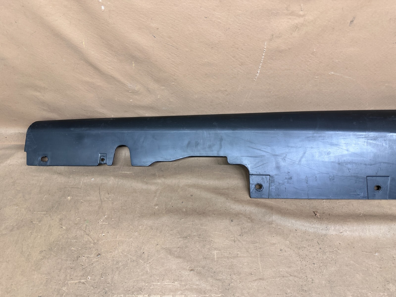 2021-2023 FERRARI ROMA F169 LEFT SIDE LH ROCKER SKIRT MOLDING TRIM OEM 000915147