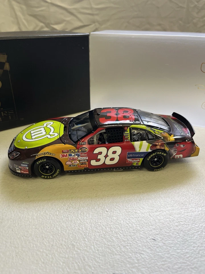 David Gilliland #38 M&M's/Shrek the 3rd 2007 Fusion Owners Elite 10/2.007 Foto 3 de 4