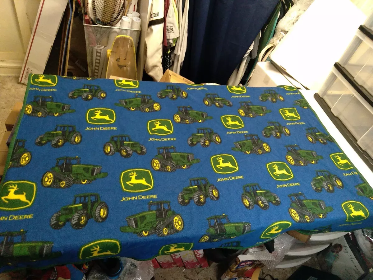 1 PO VN John Deere Tractor Throw Blanket Tied Knotted FleeceMachine Washable