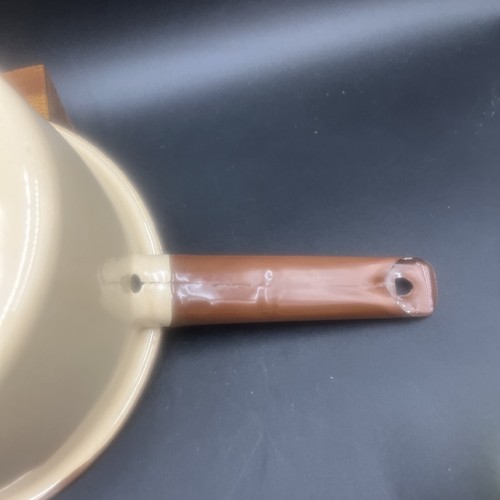 Vintage Enamelware Metal Tan/Brown Saucepan 7-1/2" diameter - handle 5" - Picture 7 of 9
