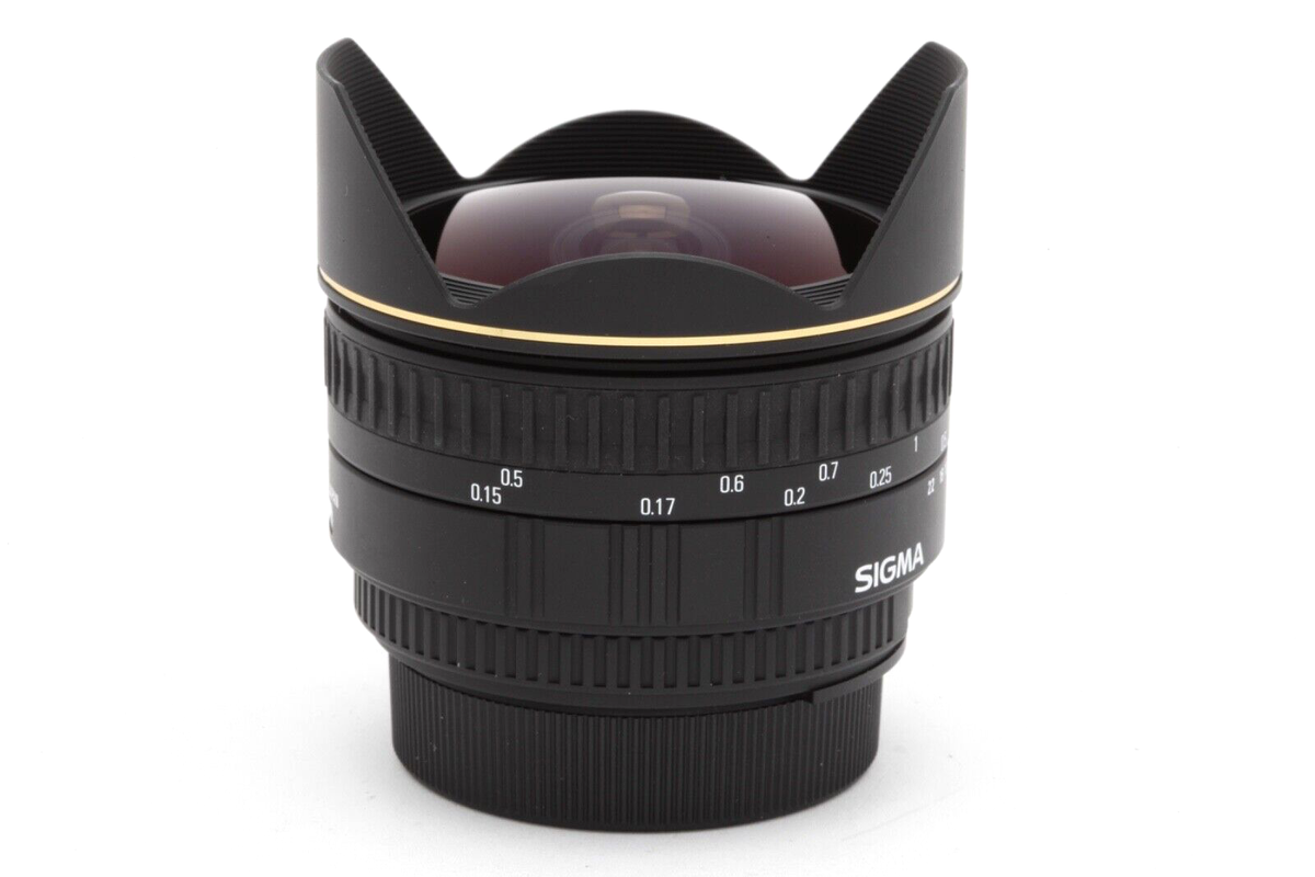 Very Clean Sigma 15mm f2.8 EX DG Fisheye Lens for Nikon AF #44354
