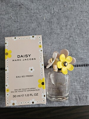 Marc Jacobs Daisy Eau So Fresh  Eau de Toilette für Damen 30 ml