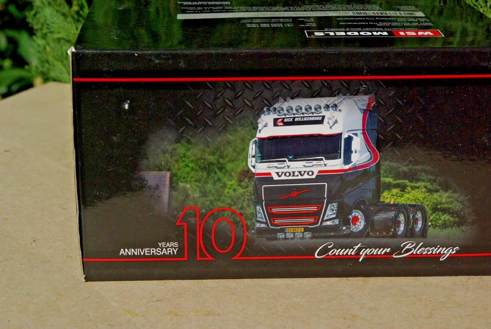 WSI / CAMION VOLVO FH4 GLOB. 6X2 NICK WILLIGENBURG TRANSPORT BV + BOITE - Photo 3/4