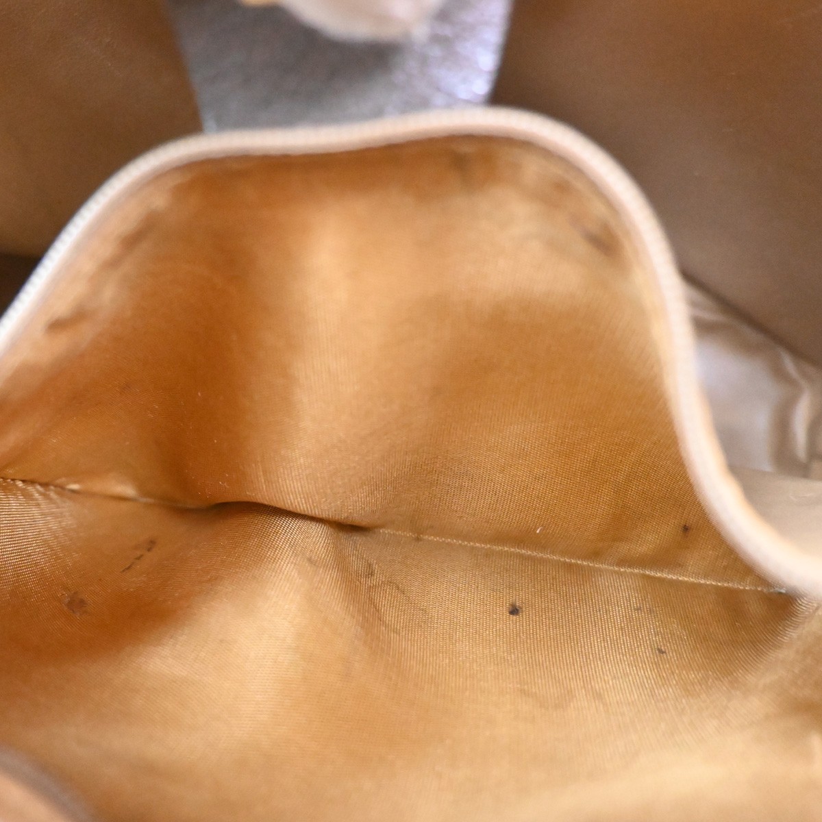 GUCCI GG Pattern Drawstring Shoulder Bag PVC Leat… - image 13