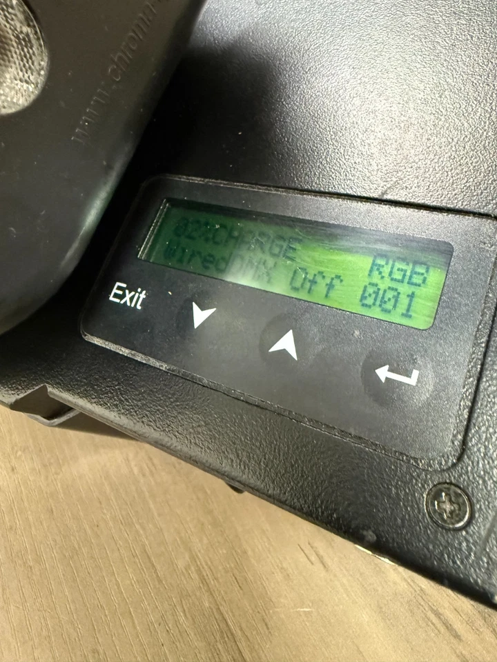 Chroma-Q Color Charge Plus Uplighting CHCCRGBA Uplight / missing antenna - Image 2 of 4