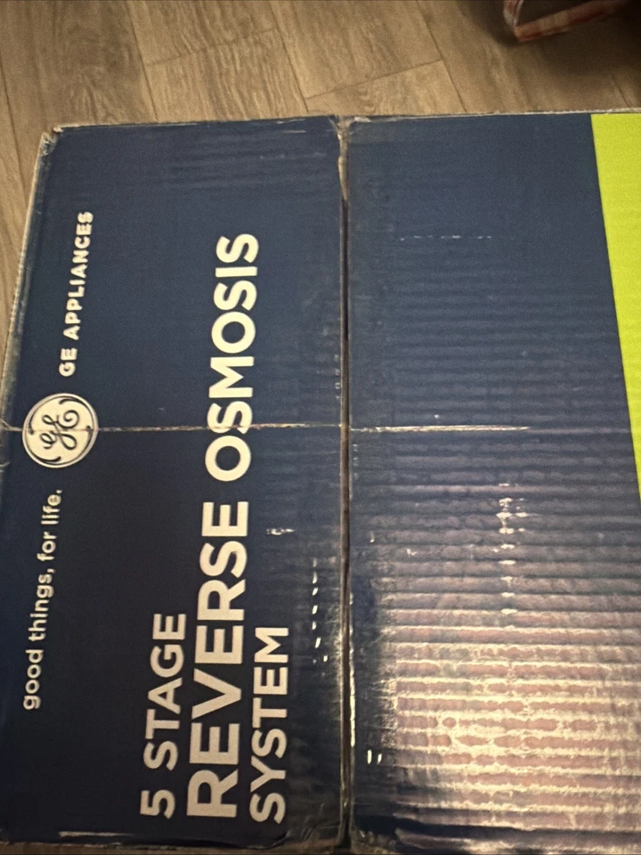 Sistema de filtración de agua de ósmosis inversa GE debajo del fregadero de 5 etapas GXRV40TBN Foto 3 de 4