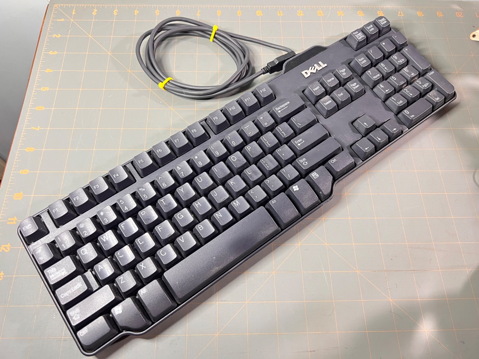 OEM Dell RT7D50 USB Wired Keyboard Black 104-Key Genuine Opt