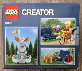 LEGO CREATOR: FOUNTAIN (40221) 105 PIECES - SEALED