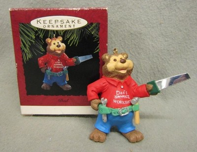 1993 Vintage Hallmark Ornament  DAD'' Workshop Bear with Tool Belt & Saw MIB