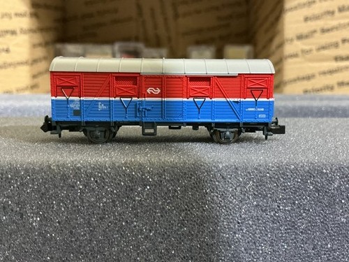 Coche Minitrix Trix 15154 escala N rojo blanco y azul N-21 | Condition: Used