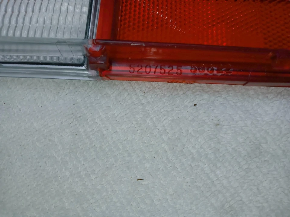 NOS Mopar PLYMOUTH Dodge HORIZON - OMNI 1978 - 79 TAILLIGHT LENS 5207525 LH Foto 4 de 4