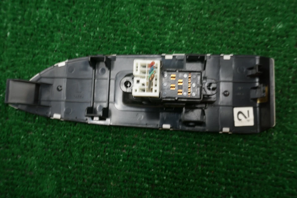 Interruptor de ventana del lado del conductor trasero izquierdo Nissan Murano 2011 OEM Foto 4 de 4