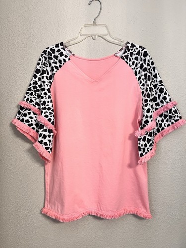 Women T-Shirt Tee Top L Pink Short Flutter Sleeves Animal Leopard Print Fringe