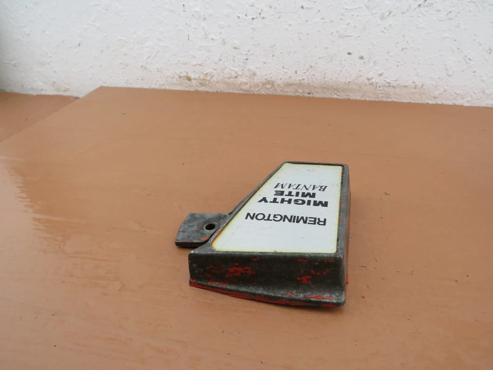 Cubierta de embrague para motosierra Remington Mighty Mite Bantam OEM 66208 Foto 3 de 4