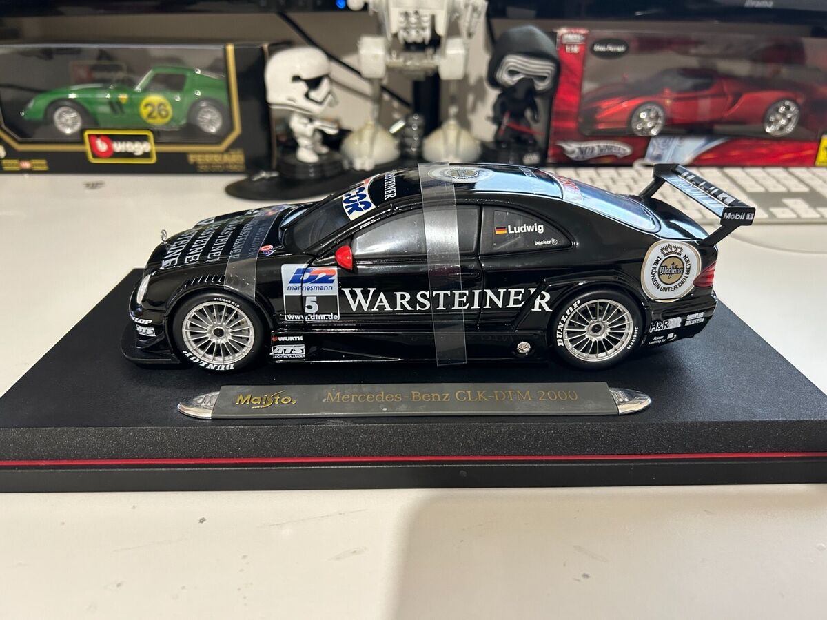 Maisto 1/18 Scale 38888 - Mercedes Benz CLK DTM 2000 #5 Maisto 1/18 Scale 38888 - Mercedes Benz CLK DTM 2000 #5