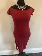 GUESS *Grace off shoulder midi dress, Wine color. Size Large*