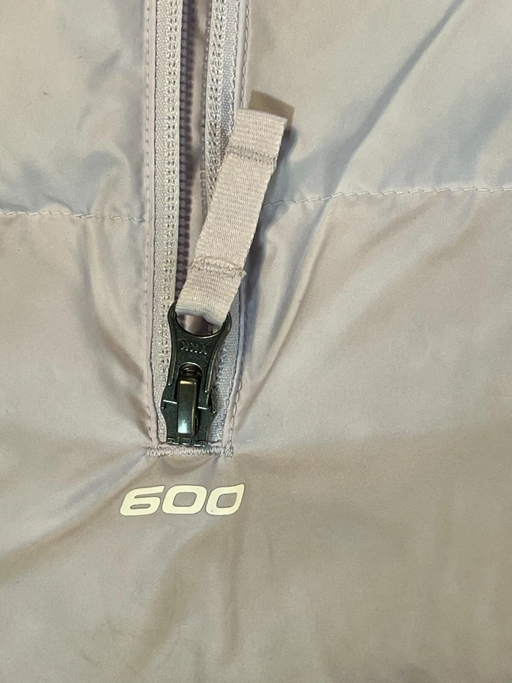 Chaleco acolchado retro púrpura claro/negro The North Face Kids 1996 talla XL Foto 3 de 4