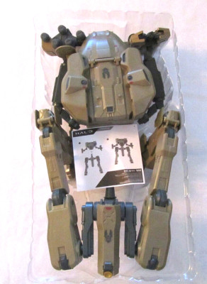 World of HALO Scale MANTIS MECH ~ Two Piece in Tray ~ New, Unused ~ With Box