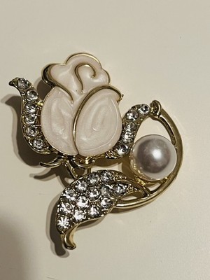 Damen Brosche emailliert perlweiß rose