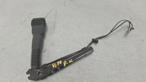 BMW 3 E90 E91 2010 Vorne links Gurtschloss vorne 7213563 WES8864