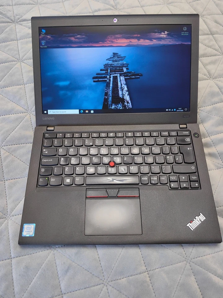 Lenovo ThinkPad X270 · i3-6100U · 8GB · 240GB, photo 1 of 5