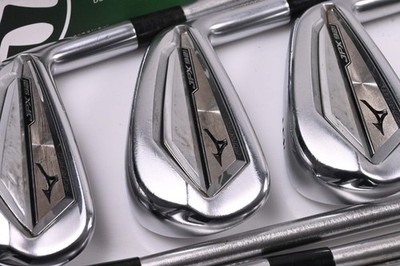Mizuno JPX 921 Forged Eisen / 4-PW / X-Flex KBS Tour C-Taper Lite 115 Schäfte