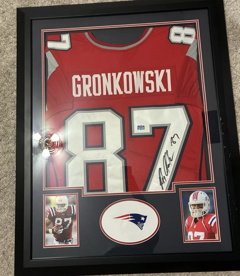 Подлинная футболка с автографом Роба Гронковски в рамке Patriots красная альтернатива Radtke - Изображение 2 из 4