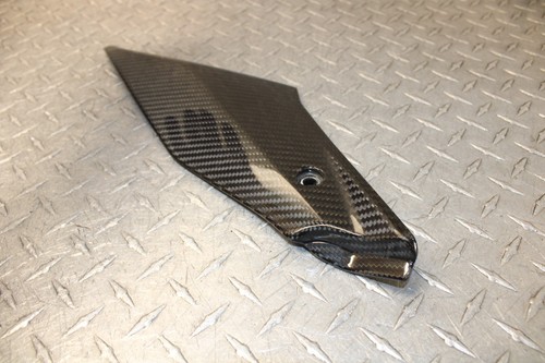 15 / 19 Yamaha R1 / YZF-R1 / YZFR1 Right Tank Cover Fairing Carbon Fiber OEM - Picture 16 of 21