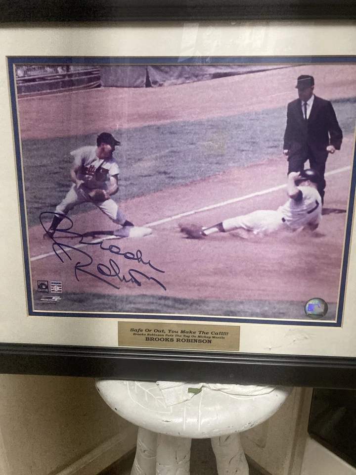 Baltimore Orioles HOF Brooks Robinson Autographed Mickey Mantle Tag 14x11 Framed - Image 2 of 4