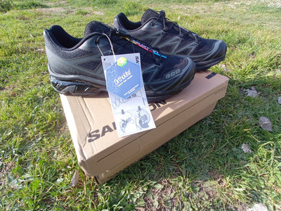 Zapatos Salomon XT6 Black - En perfecto estado