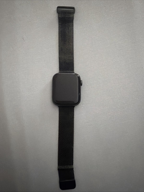 Apple Watch Series 6 44mm, 32GB, Unlocked, Aluminum Black