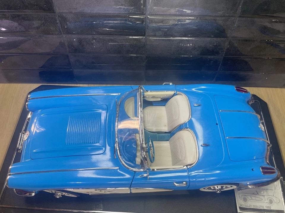 [Gearbox Collectibles] 1958 Chevrolet Corvette Diecast,[1/12 Scale=15" LENGTH] - Image 3 of 4