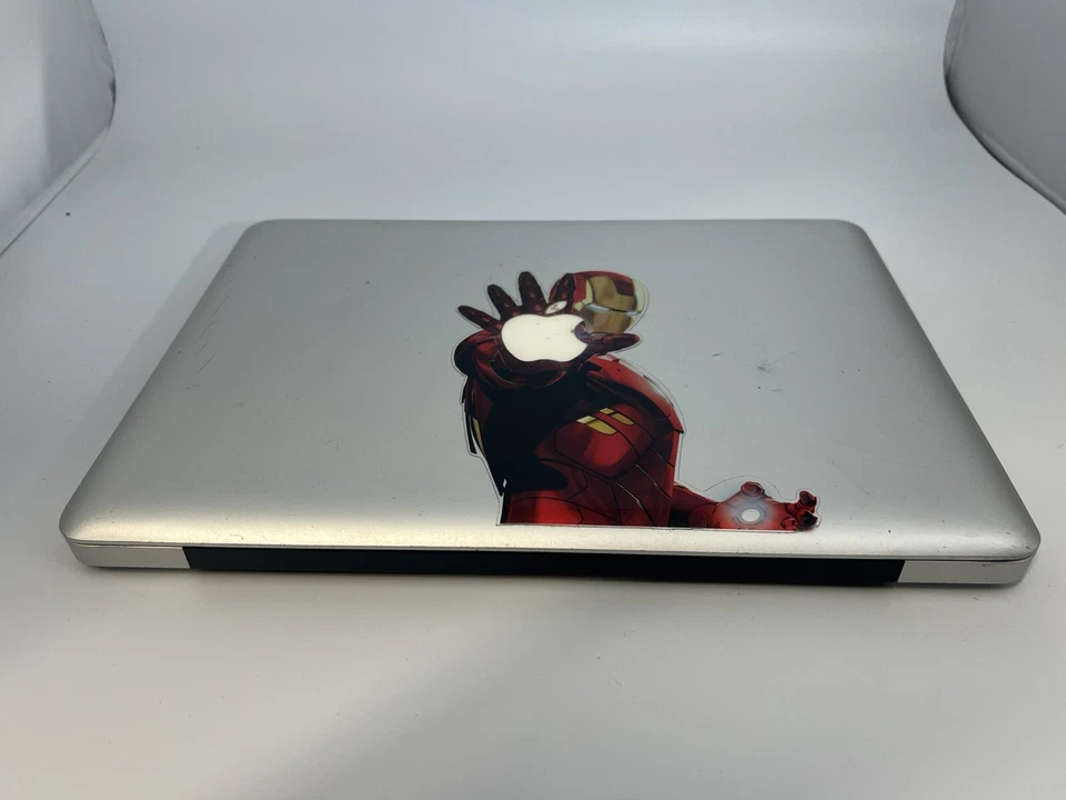 Apple MacBook Pro (13-Inch, 2.4 GHz, 4GB RAM, 750GB SSD, Mid-2010) - Image 3 of 4