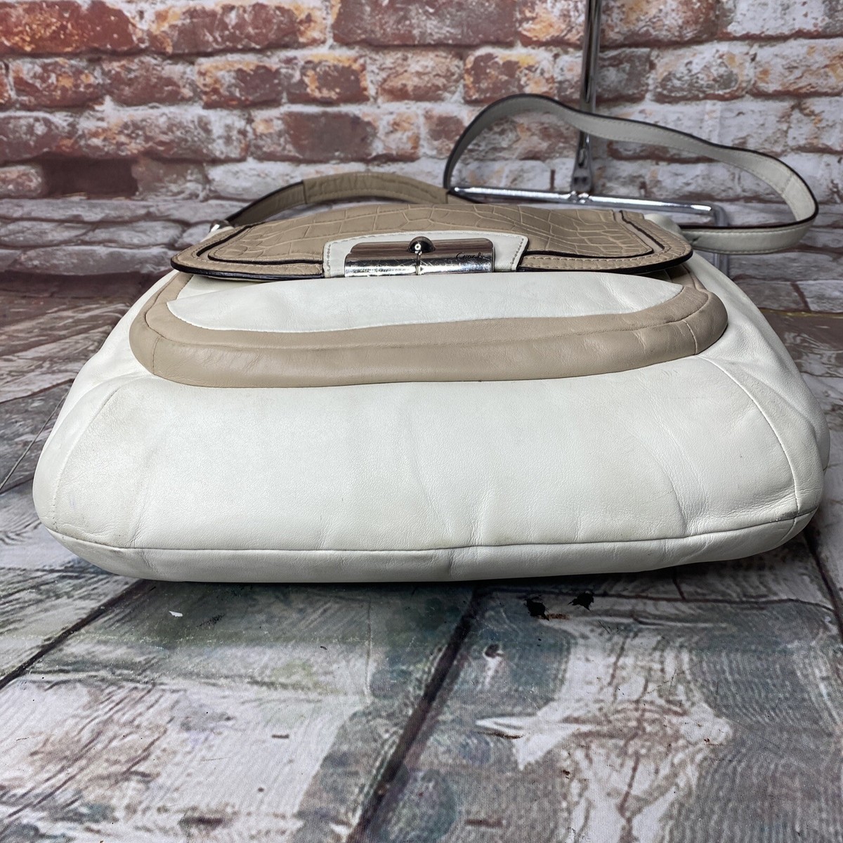 トートバッグ COACH Kristin Spectator Hobo F22509 Coach Kristin Spectator Leather Hobo Black, White & Grey