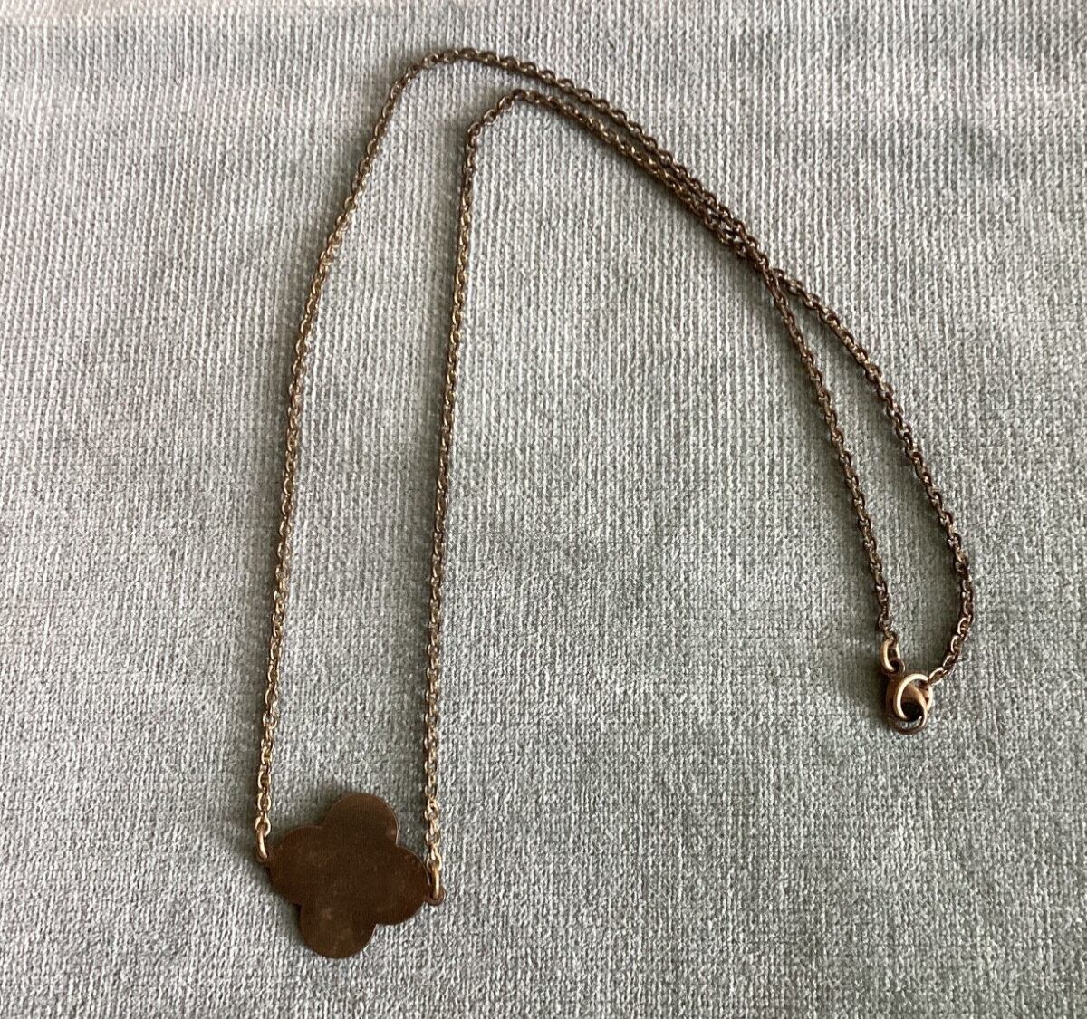 Bronze Metal Clover Leaf Necklace for Women - 18 Inch Chain