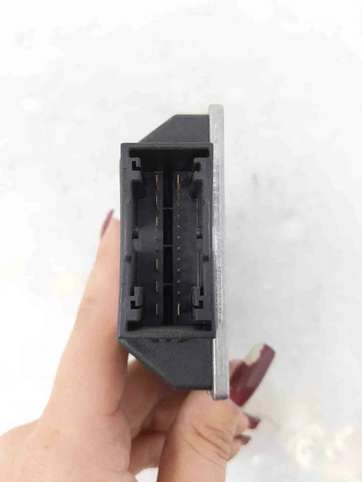 2002-2005 BMW 745i 745Li STEERING COLUMN COMPUTER CONTROL MODULE 323067605421 - Image 4 of 4