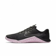 nike metcon pink