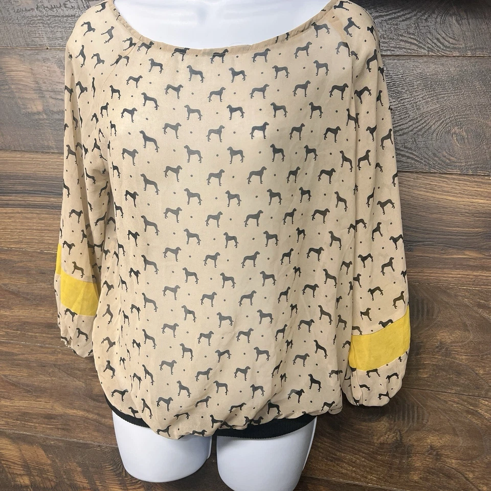 Blusa Top Mujer Lucy & Company Estampado Perro Manga Larga Mediana Grande Ligera Foto 2 de 4