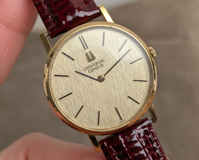 Universal Geneve 542109 Gold Dial Handaufzug Herrenuhr Vintage 32mm
