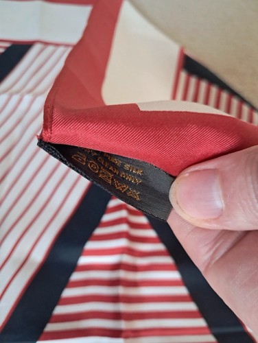 Louis Vuitton Silk Scarf - Picture 5 of 8