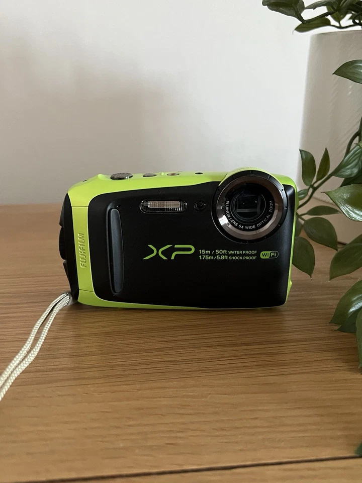 Fujifilm FINEPIX XP90 Lime 16.4 MP Digital Camera 15m waterproof wifi, photo 2 of 5