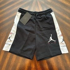 Boys Air Jordan shorts Size:small 8-10years 