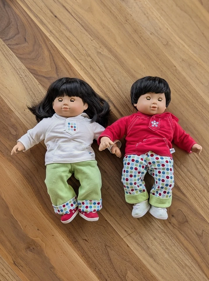Juego de muñecas gemelas asiáticas American Girl Bitty Baby Foto 2 de 4