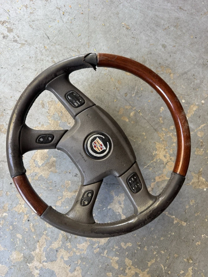 Cadillac Escalade Steering Wheel 03-06 - image 4 of 4
