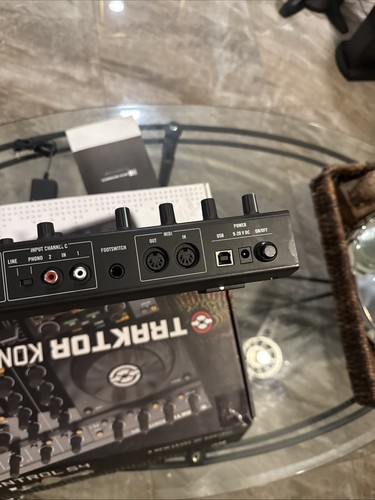 Traktor Kontrol S4 Native Instruments Controller W/ Box Cables Manual WORKS - Picture 12 of 19