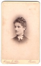 Fotografia Horace G. Pike, Chester, Frodsham Street, Ritratto di giovane donna 